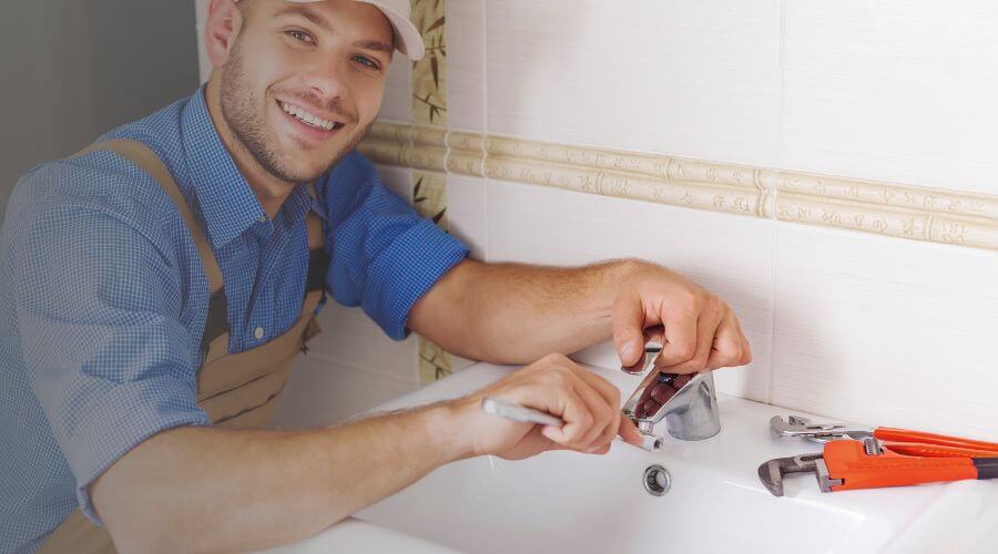 Expert burst pipe repair services in Sabina, OH
